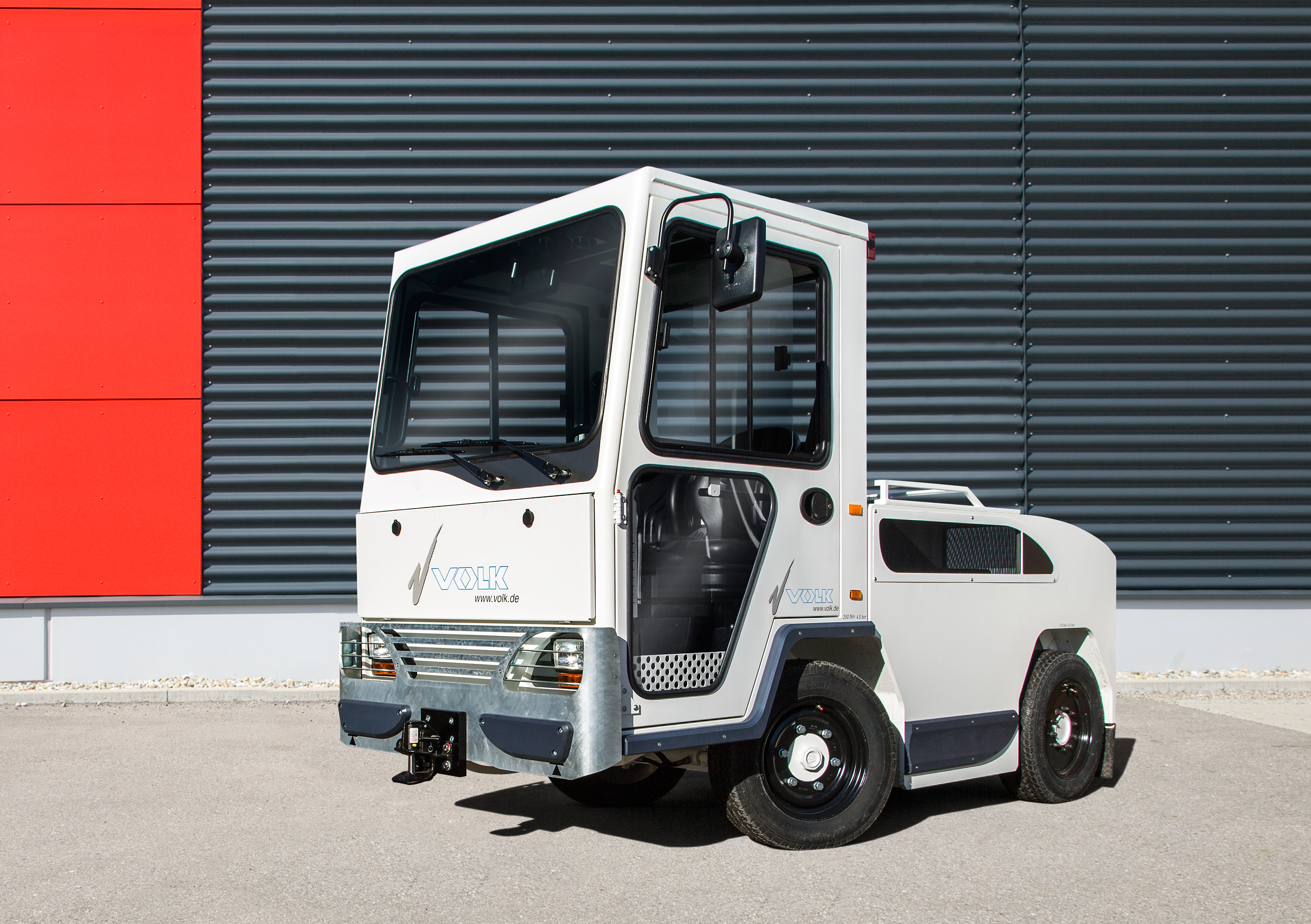 VOLK Electric tow tractor EFZ 30 N