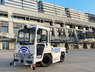 The future is now – Autonomer VOLK-Gepäckschlepper am Flughafen Stuttgart