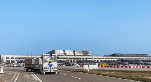 Autonomous VOLK Electric tractor at Stuttgart Airport